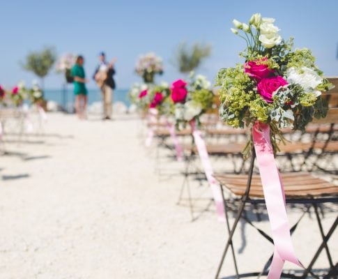 altar en una boda