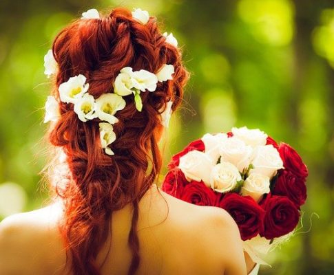 Tendencias de peinado y maquillaje para bodas