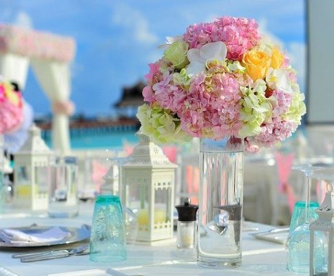 Crea lugares de exterior para tus bodas